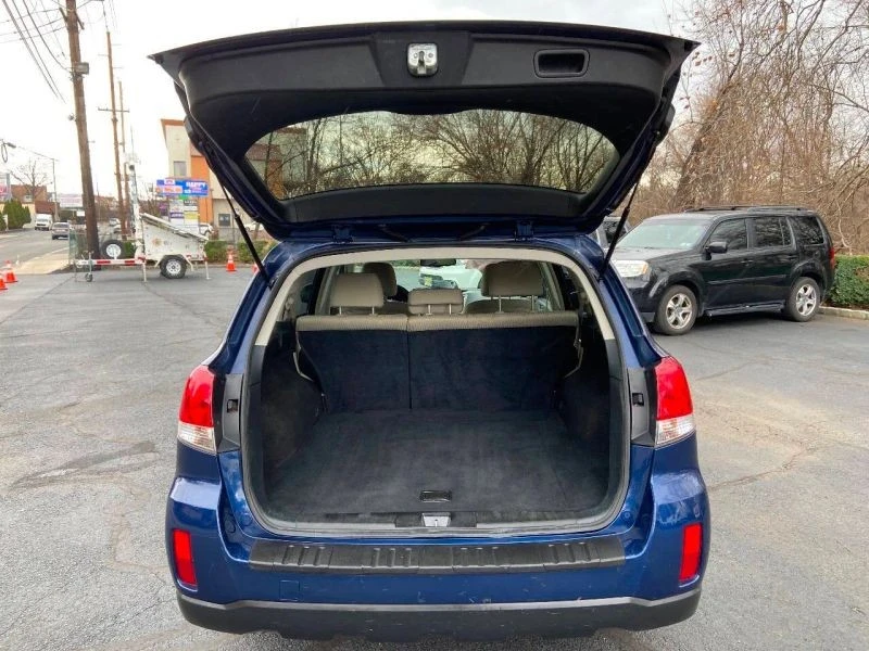 2010 Subaru Outback 4th Gen - Image 5 of 12