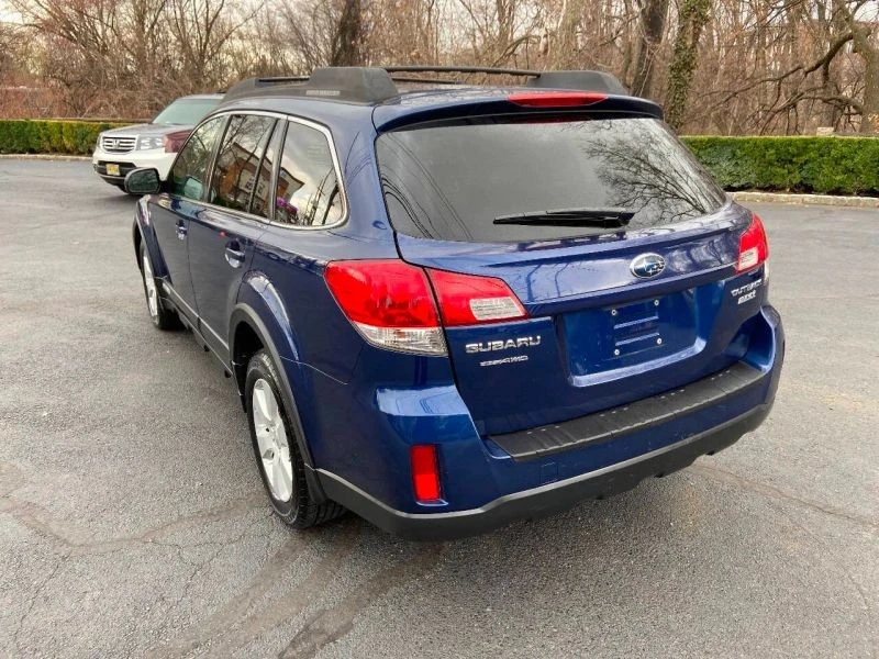 2010 Subaru Outback 4th Gen - Image 7 of 12