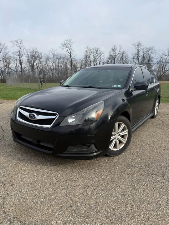 2010 Subaru Legacy 5th Gen - Image 3 of 8