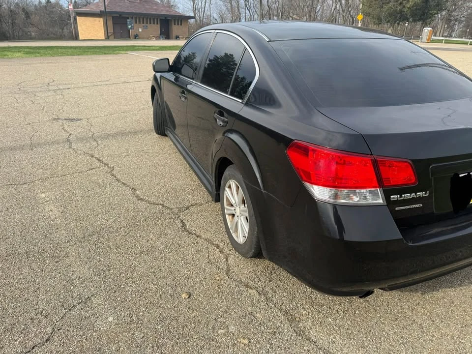 2010 Subaru Legacy 5th Gen - Image 5 of 8