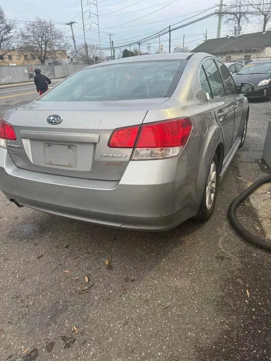 2010 Subaru Legacy 5th Gen - Image 3 of 13