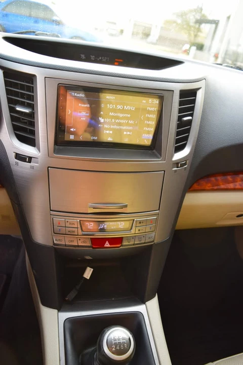 2010 Subaru Legacy 5th Gen - Image 16 of 20