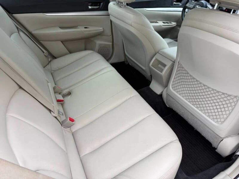 2010 Subaru Legacy 5th Gen - Image 16 of 19