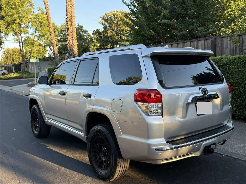 2010 Toyota 4Runner 5th Gen - Image 2 of 24