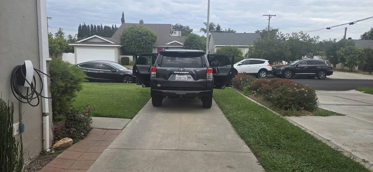 2010 Toyota 4Runner 5th Gen - Image 12 of 23