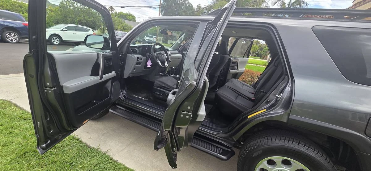 2010 Toyota 4Runner 5th Gen - Image 6 of 23