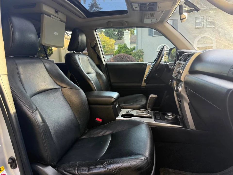 2010 Toyota 4Runner 5th Gen - Image 15 of 22