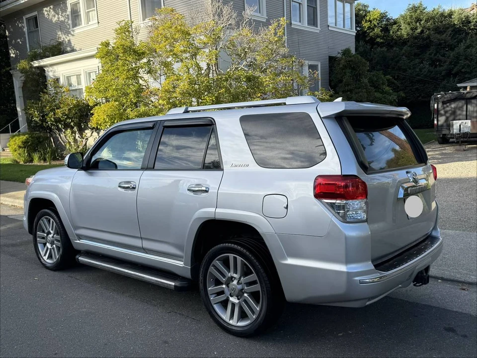 2010 Toyota 4Runner 5th Gen - Image 3 of 22