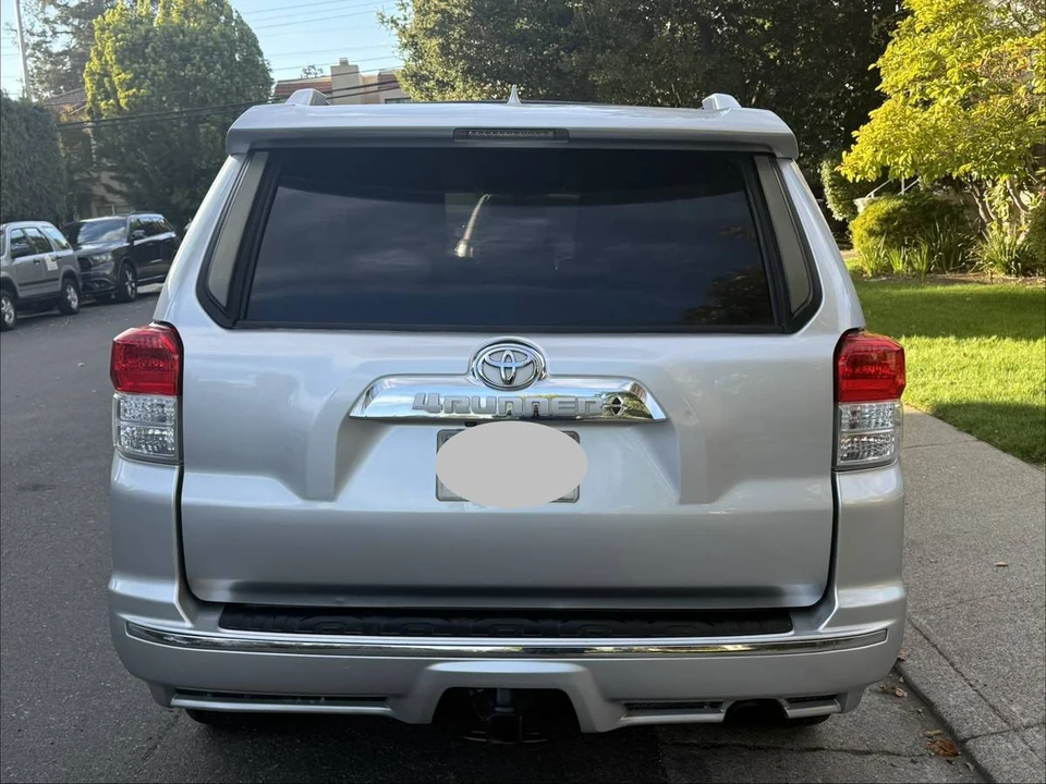 2010 Toyota 4Runner 5th Gen - Image 6 of 22