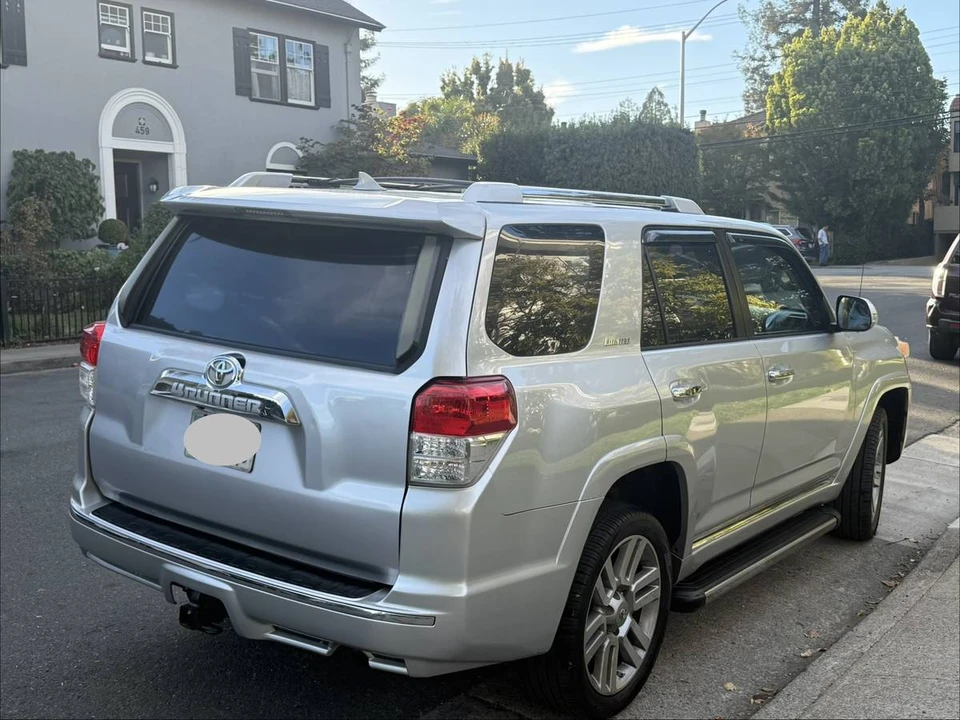 2010 Toyota 4Runner 5th Gen - Image 8 of 22