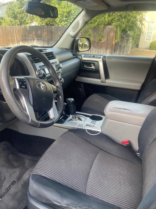 2010 Toyota 4Runner 5th Gen - Image 7 of 10