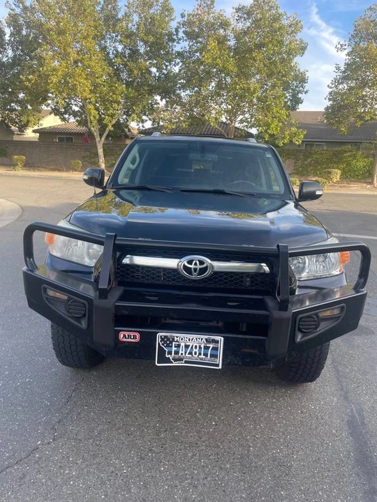 2010 Toyota 4Runner 5th Gen - Image 2 of 10