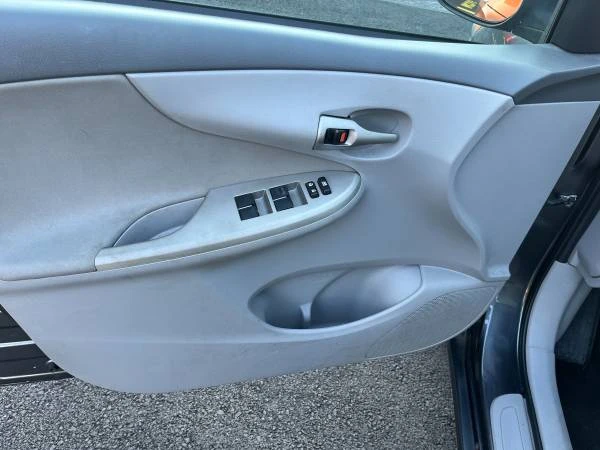 2010 Toyota Corolla 10th Gen - Image 13 of 21