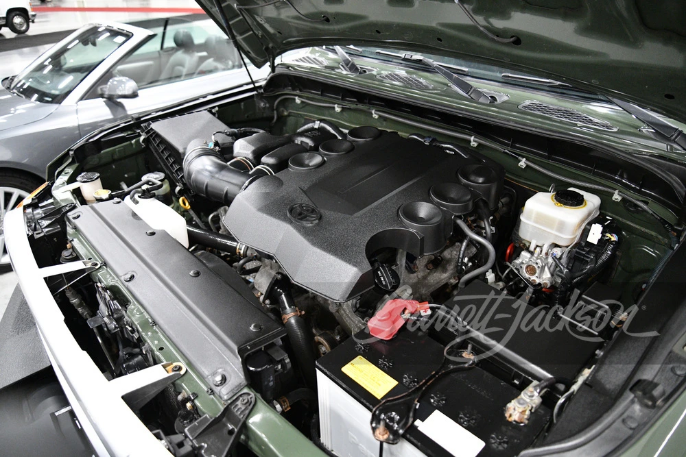 2010 Toyota FJ Cruiser - Image 5 of 9