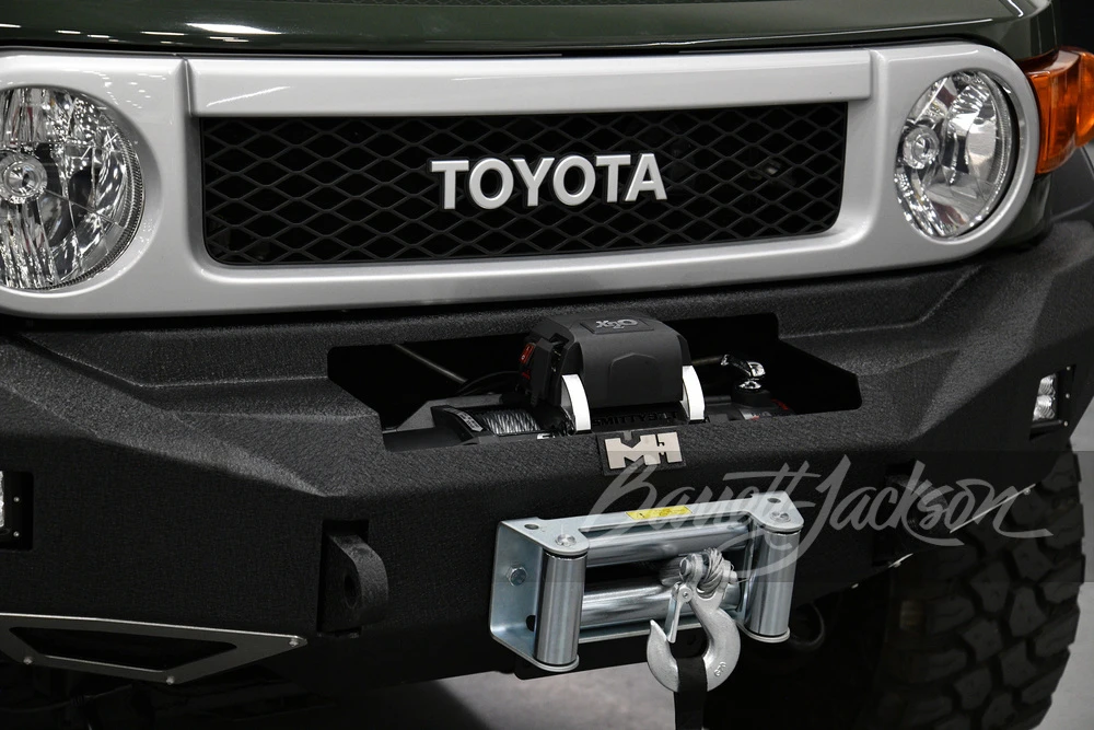 2010 Toyota FJ Cruiser - Image 6 of 9