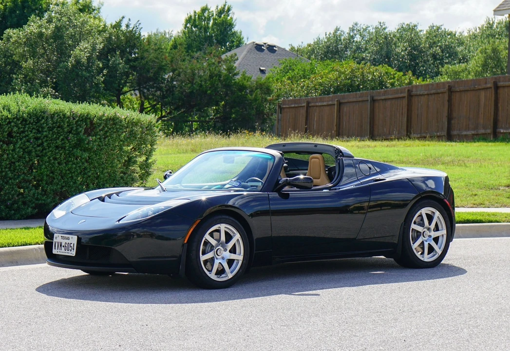 2010 Tesla Roadster - Image 3 of 31
