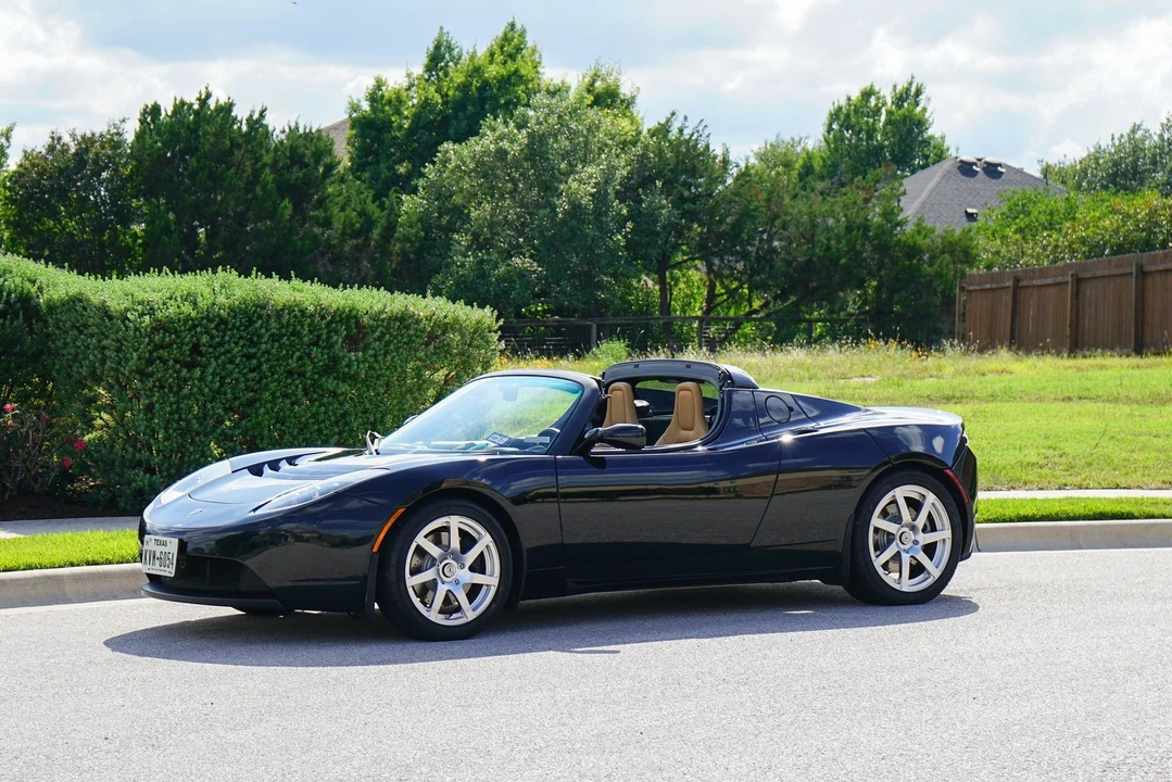 2010 Tesla Roadster - Image 5 of 31