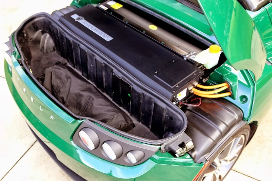 2010 Tesla Roadster - Image 7 of 12