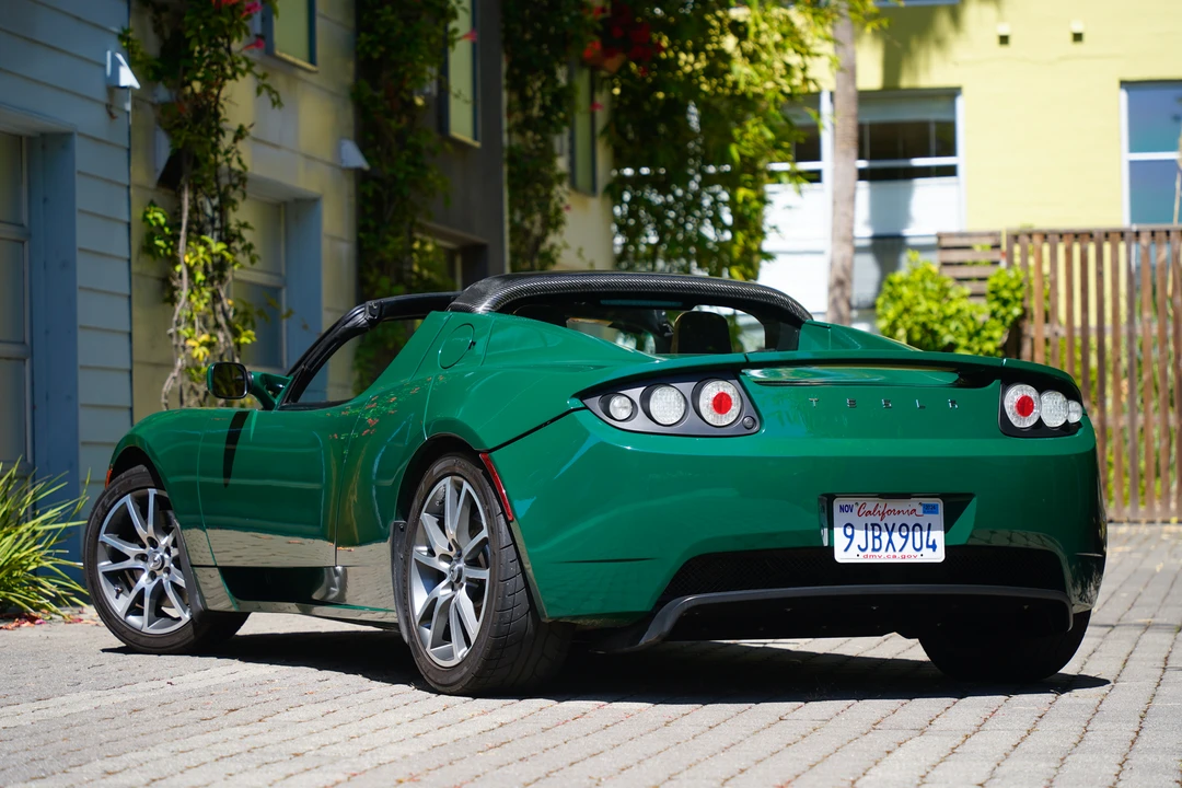 2010 Tesla Roadster - Image 8 of 31