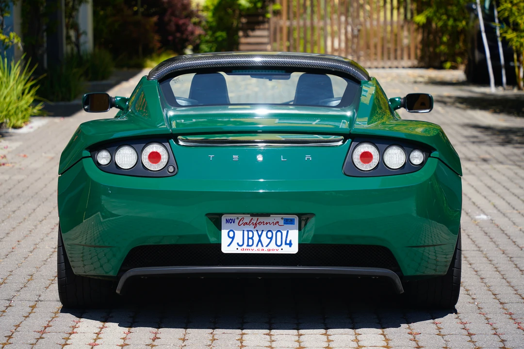 2010 Tesla Roadster - Image 7 of 31
