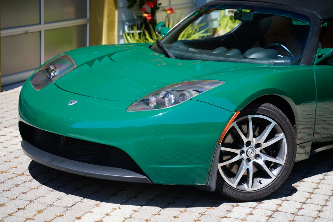 2010 Tesla Roadster - Image 23 of 31