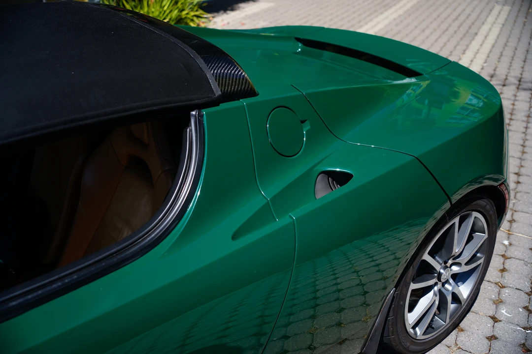 2010 Tesla Roadster - Image 26 of 31
