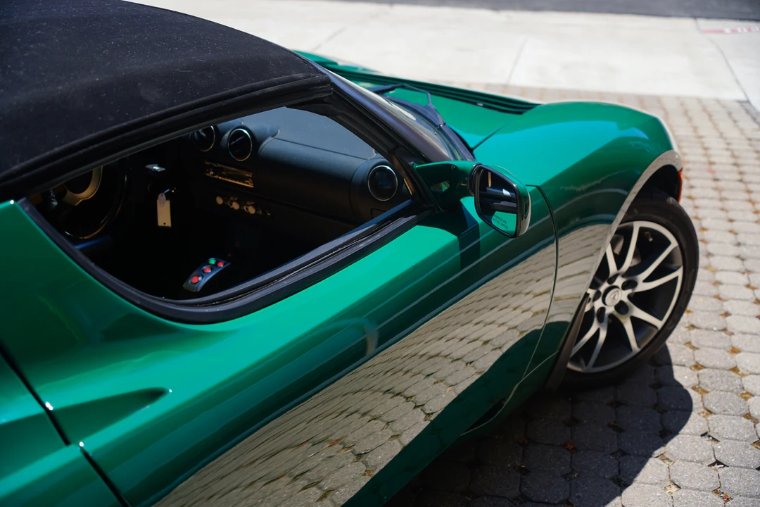 2010 Tesla Roadster - Image 29 of 31