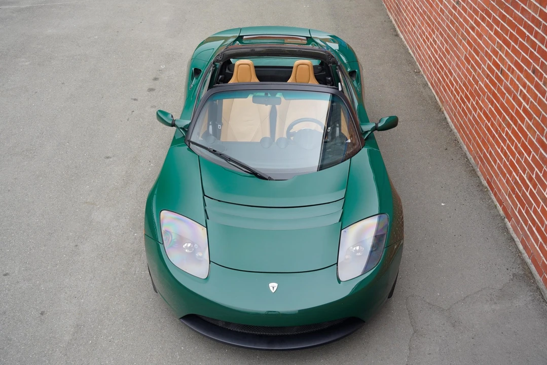 2010 Tesla Roadster - Image 11 of 31