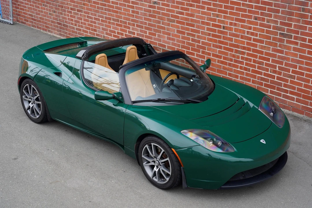 2010 Tesla Roadster - Image 12 of 31