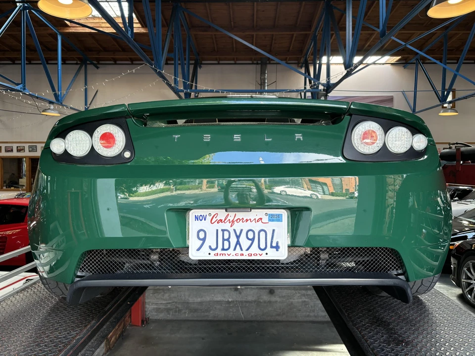 2010 Tesla Roadster - Image 20 of 31