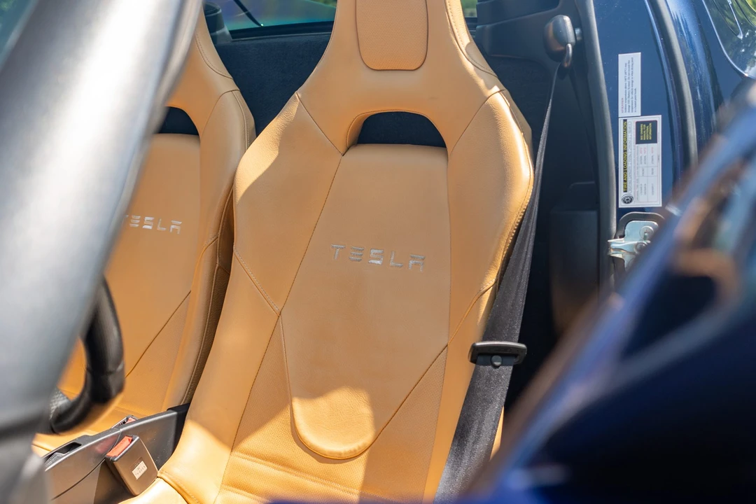 2010 Tesla Roadster - Image 30 of 31