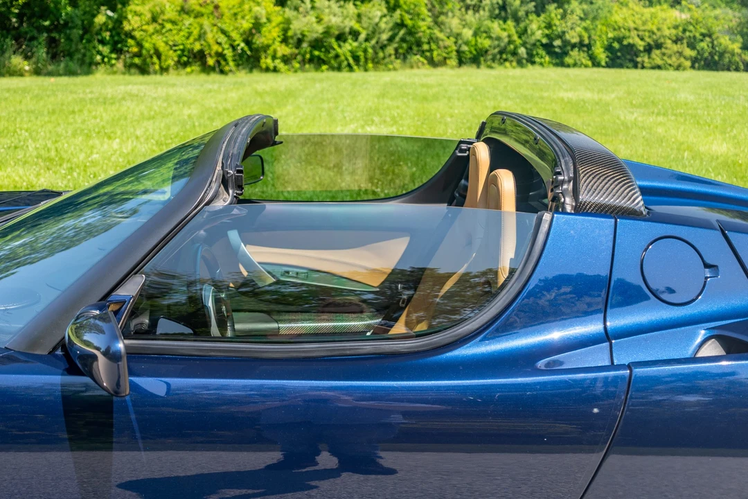 2010 Tesla Roadster - Image 10 of 31