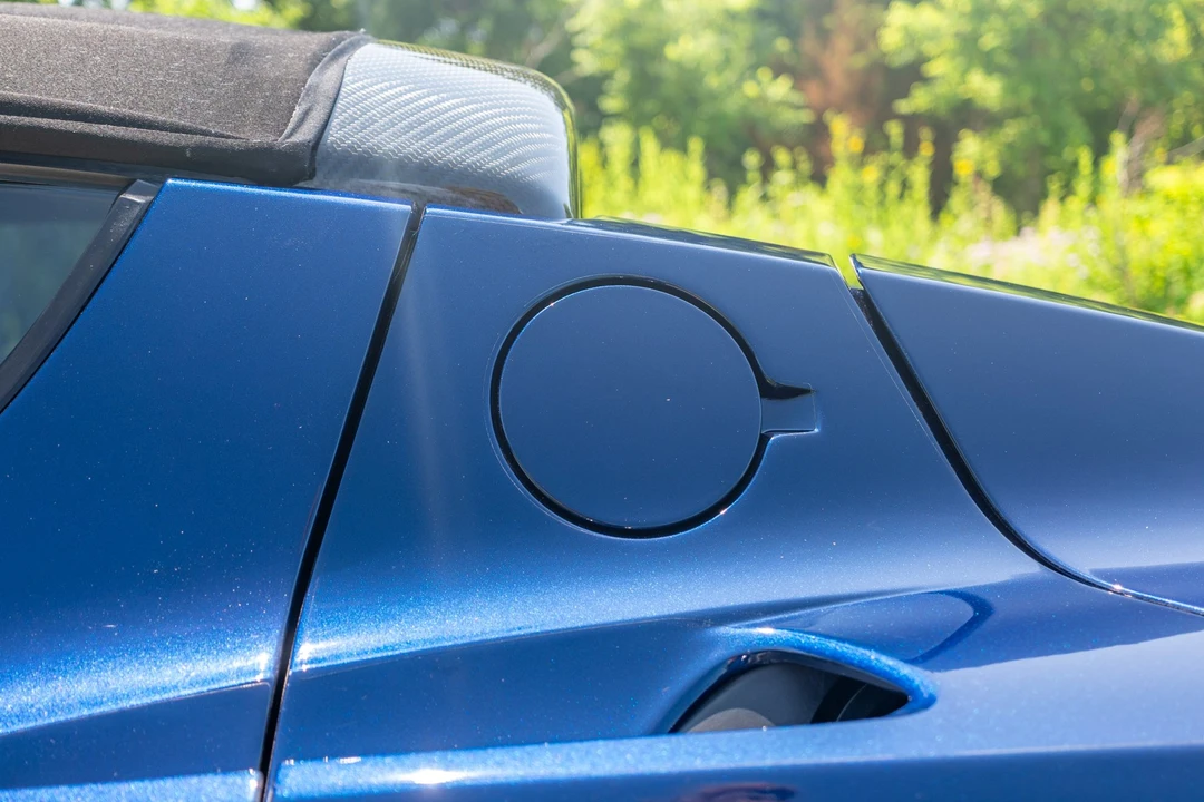 2010 Tesla Roadster - Image 11 of 31