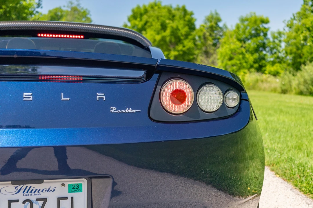 2010 Tesla Roadster - Image 21 of 31