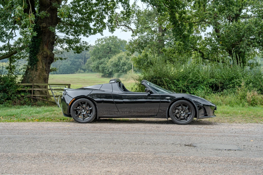 2010 Tesla Roadster - Image 4 of 31
