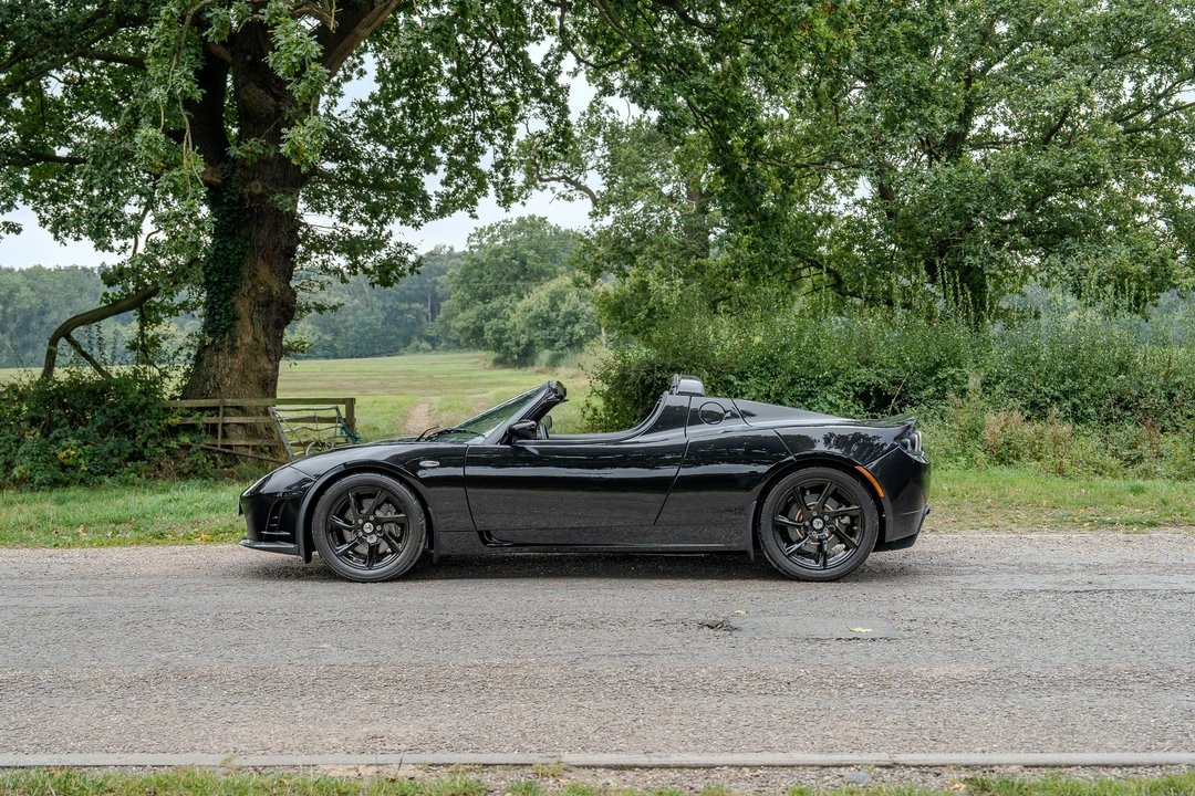 2010 Tesla Roadster - Image 8 of 31