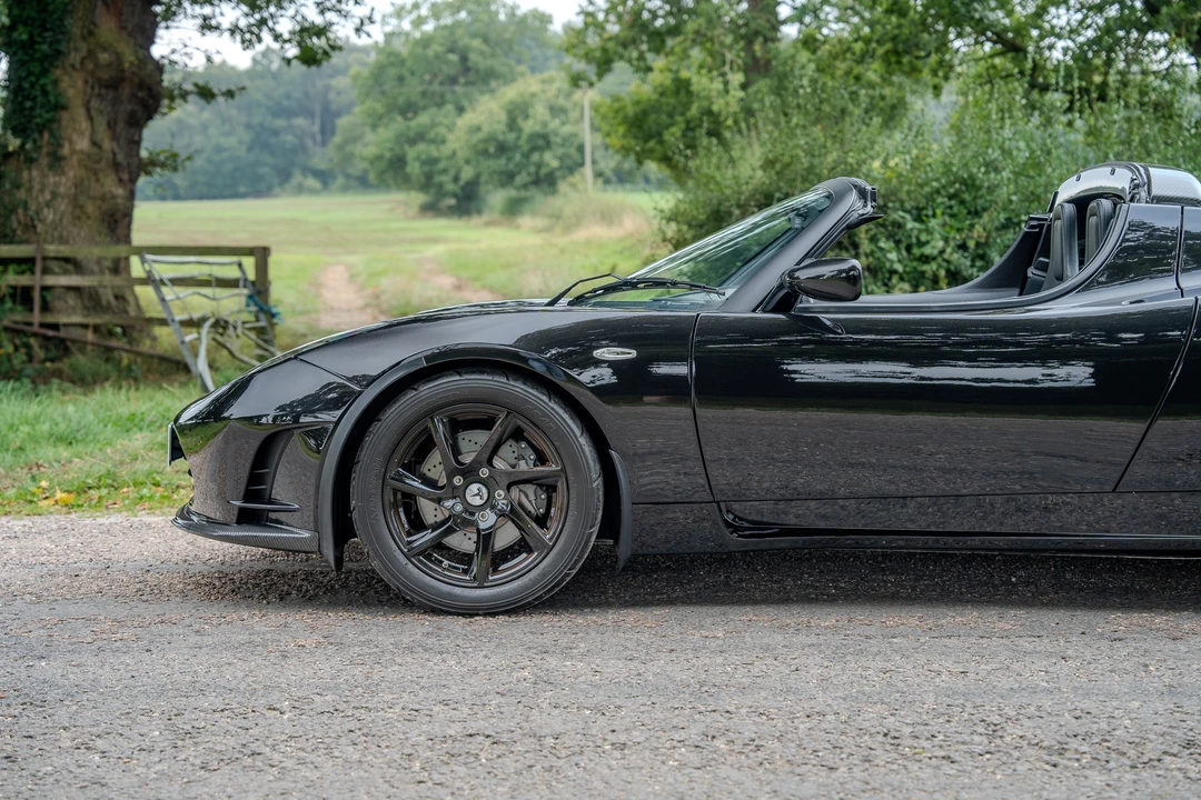 2010 Tesla Roadster - Image 12 of 31