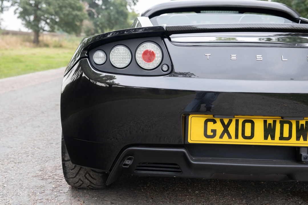 2010 Tesla Roadster - Image 23 of 31