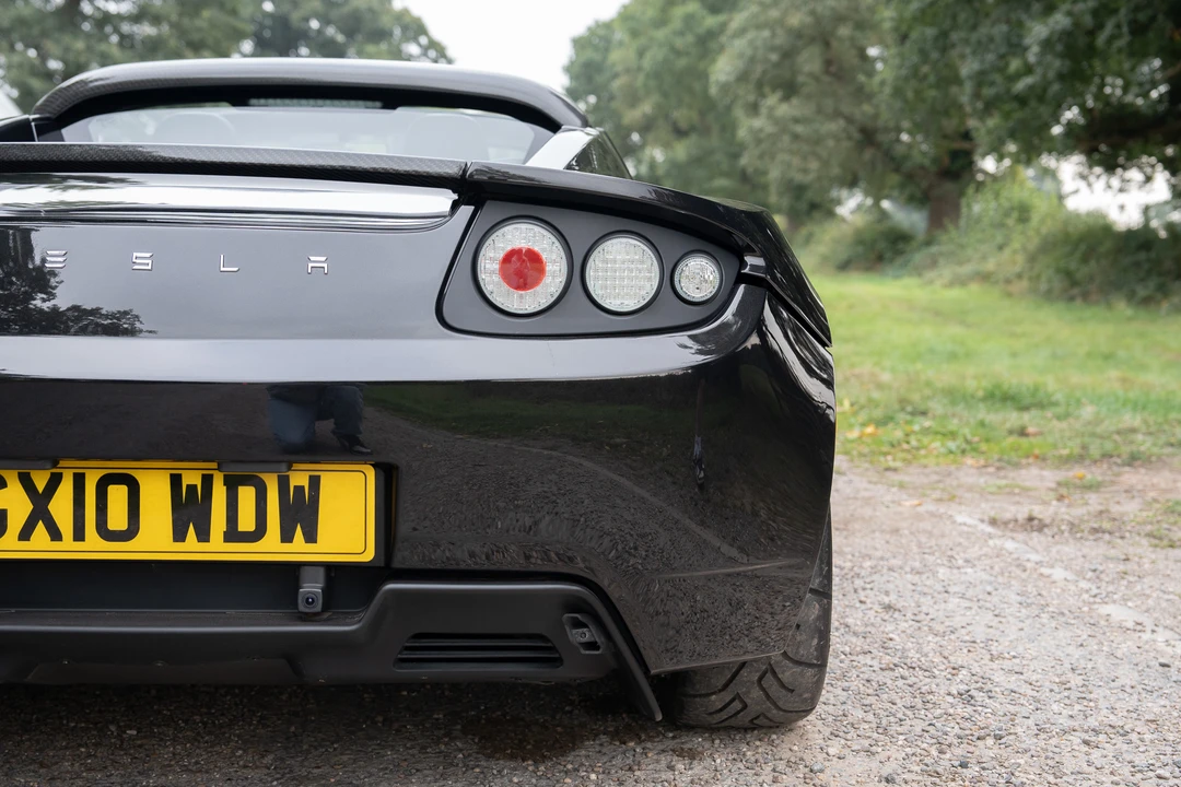 2010 Tesla Roadster - Image 24 of 31