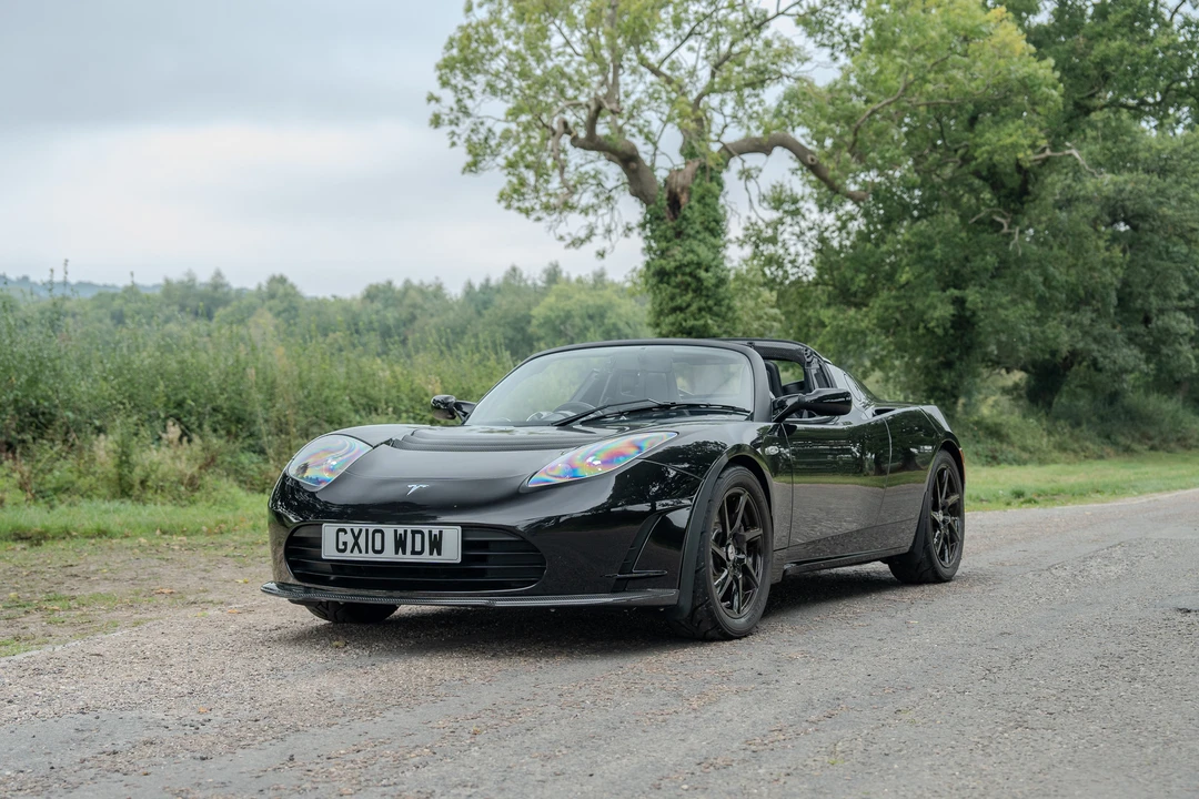2010 Tesla Roadster - Image 11 of 31