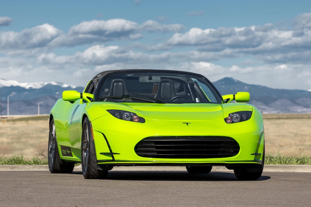 2010 Tesla Roadster - Image 4 of 31