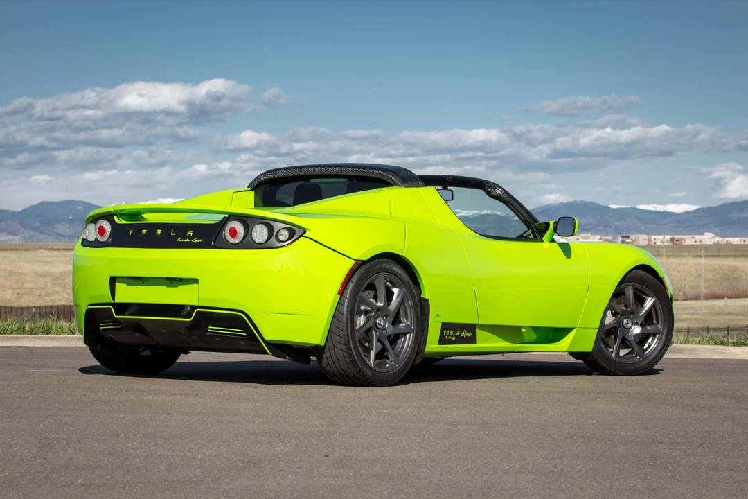 2010 Tesla Roadster - Image 27 of 31