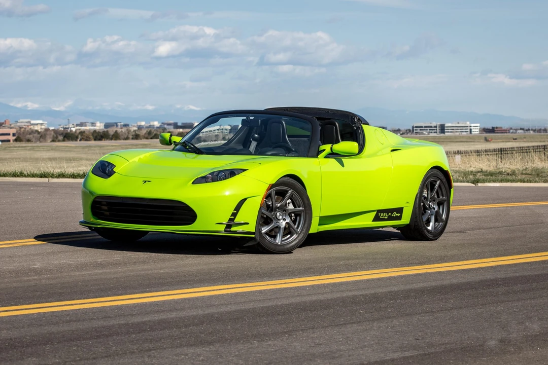 2010 Tesla Roadster - Image 12 of 31