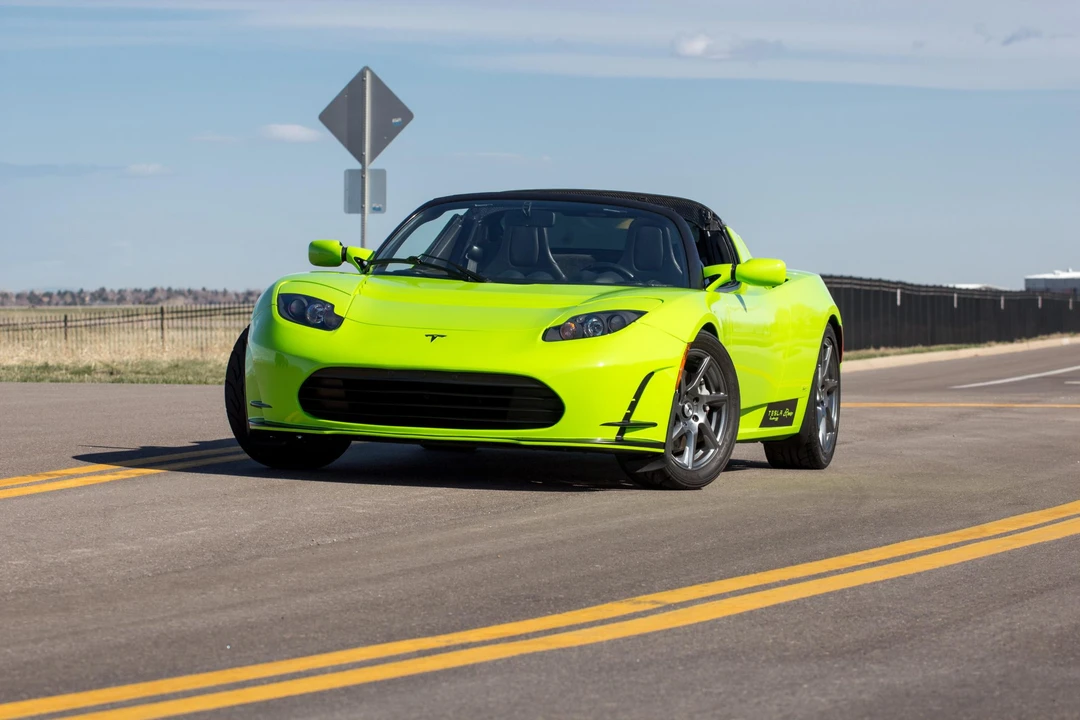 2010 Tesla Roadster - Image 11 of 31