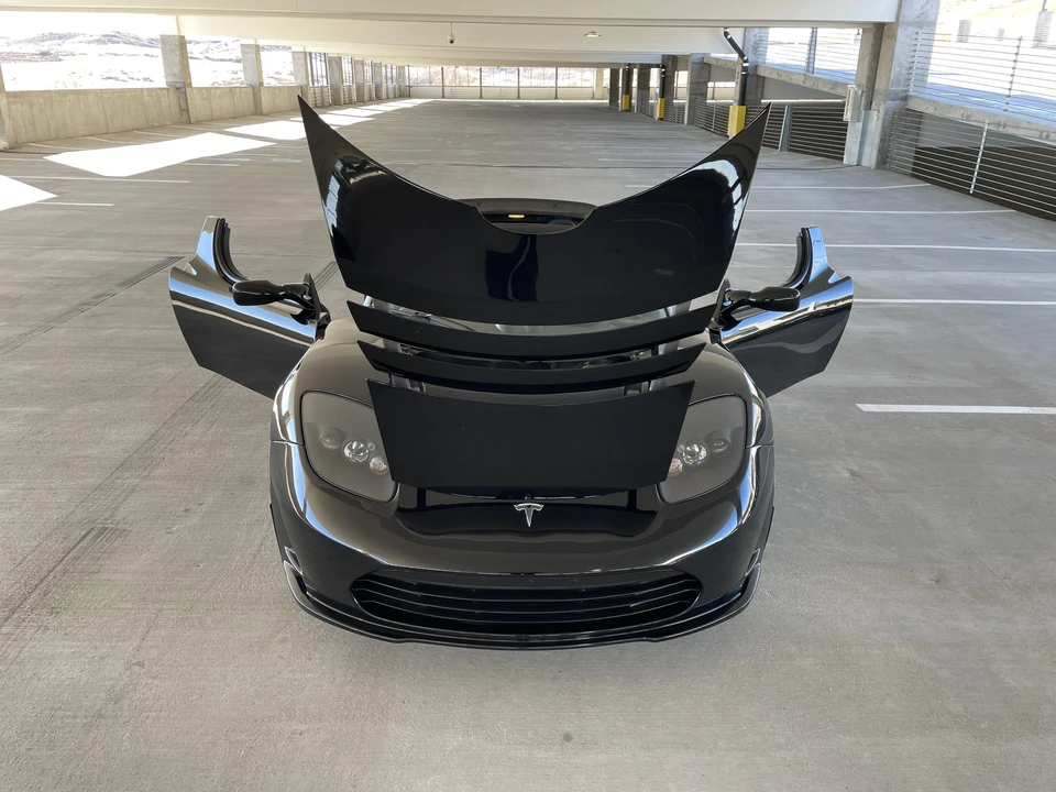 2010 Tesla Roadster - Image 30 of 31
