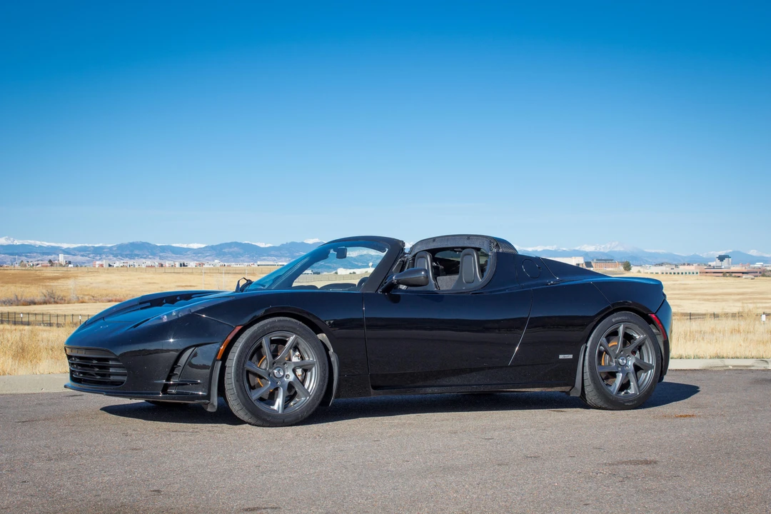 2010 Tesla Roadster - Image 8 of 31