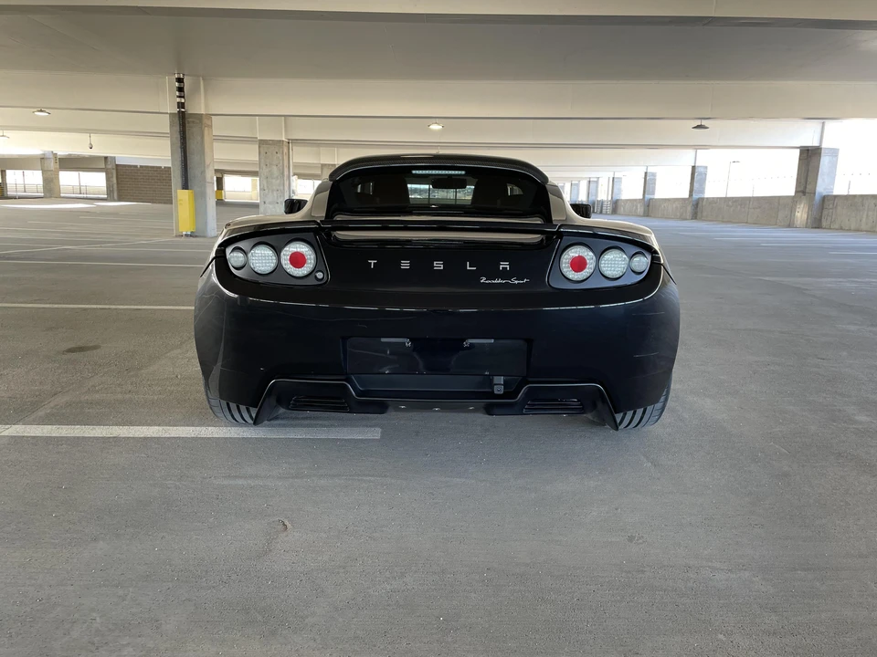 2010 Tesla Roadster - Image 24 of 31