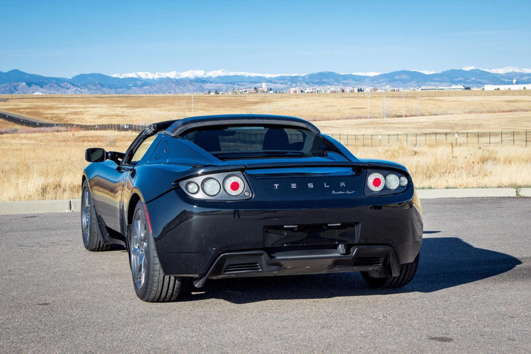2010 Tesla Roadster - Image 12 of 31