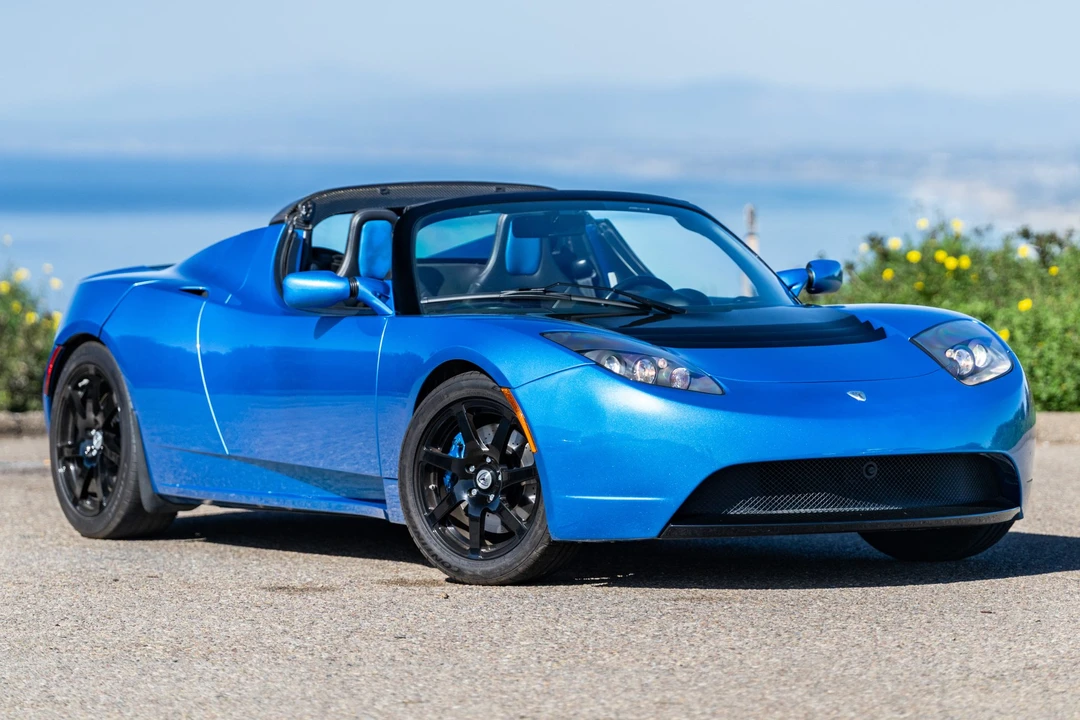 2010 Tesla Roadster - Image 8 of 31