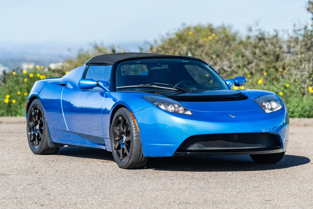 2010 Tesla Roadster - Image 15 of 31